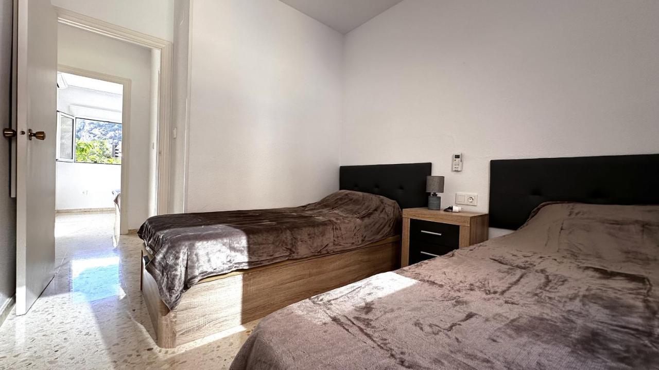 Bungalow Playa Poniente Benidorm Exteriör bild