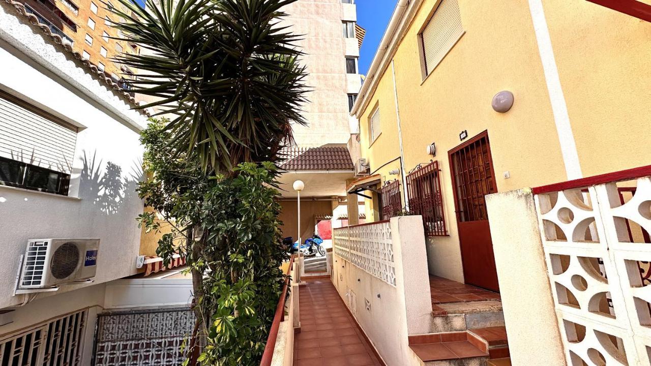 Bungalow Playa Poniente Benidorm Exteriör bild